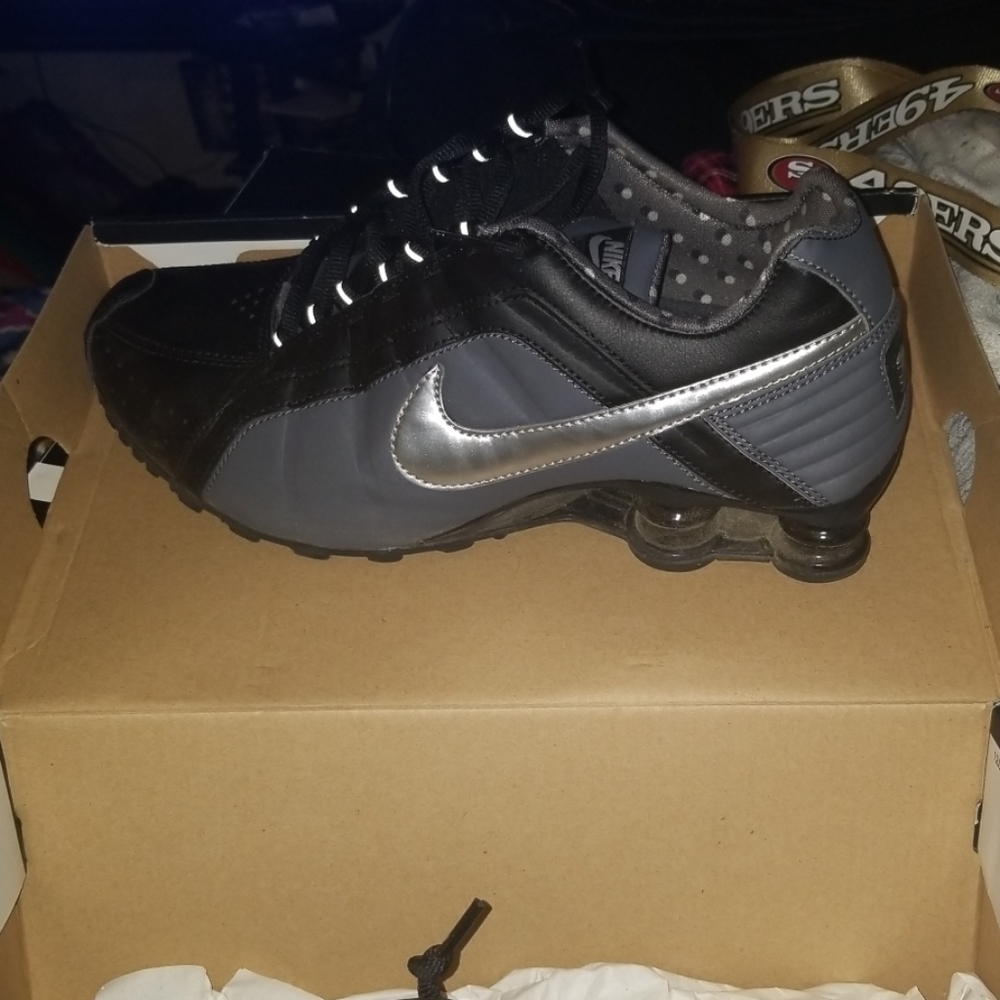 Running shoes